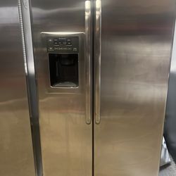 Top Notch Appliances - G.E Side by Side