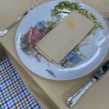 Lemongrass - Table setting - Desserts Near Me - Rome, RM Lemongrass - Table setting - Desserts Near Me - Rome, RM
