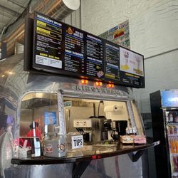 Amigos Dells  in the Grateful Shed