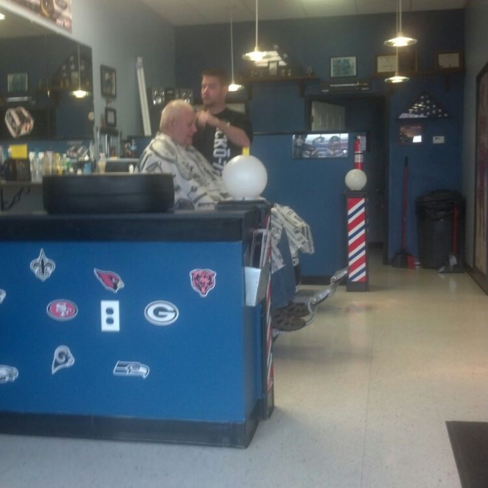 D & C Barber Shop - Barbers Near Me - Valparaiso, Indiana