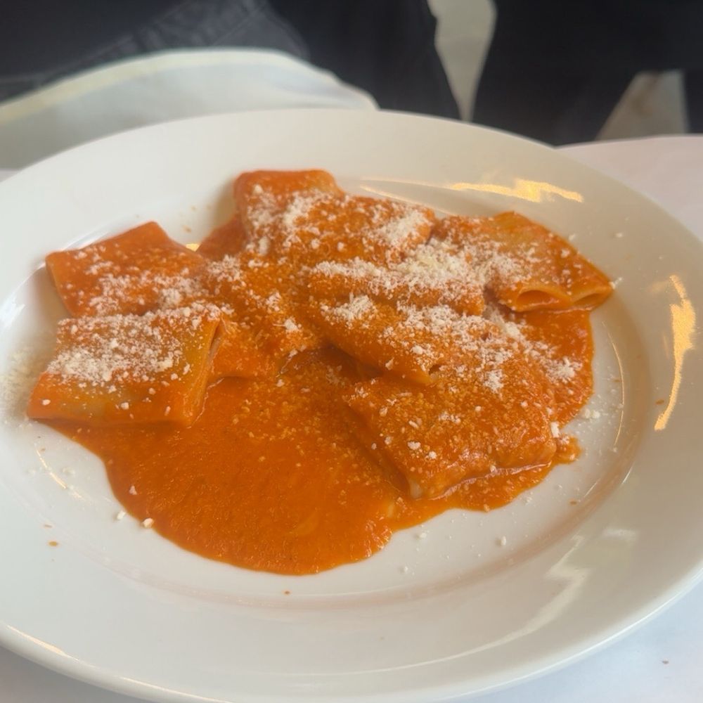Il Pastaio - Justin Bieber pastaaaa - Italian Near Me - Beverly Hills, California Il Pastaio - Justin Bieber pastaaaa - Italian Near Me - Beverly Hills, California