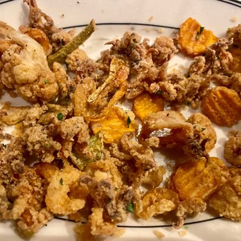 Double Cut Steak House - Really dry and stale, likely frozen mix of calamari and some other form of vegetable. - Steakhouses Near Me - Pocono Summit, Pennsylvania Double Cut Steak House - Really dry and stale, likely frozen mix of calamari and some other form of vegetable. - Steakhouses Near Me - Pocono Summit, Pennsylvania