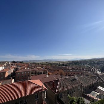 Muralla de Ávila - View - Landmarks & Historical Buildings Near Me - Ávila, AV