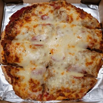 Scampy's Annex - Sausage, Pepperoni, extra cheese & extra sauce pizza - Pizza Near Me - Anderson, Indiana