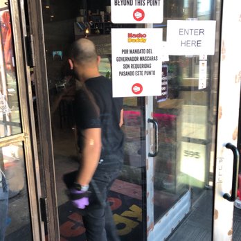 Nacho Daddy - Back at it again from Texas for the third time this month! Their spicy wings is a must try! A bit expensive for the amount of wings we get! - New American Near Me - Las Vegas, Nevada