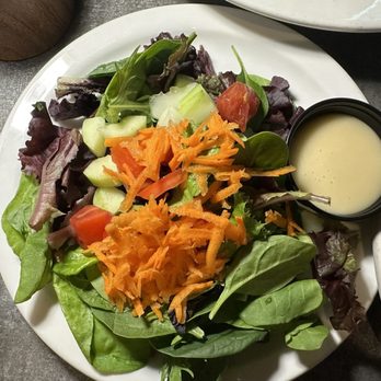 Hog Island Fish Camp - House salad - Seafood Near Me - Dunedin, Florida