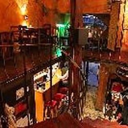 Cafe Manekin