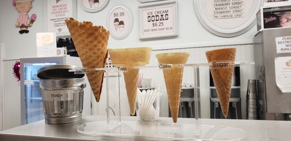 Fosselman's Ice Cream Co. by null