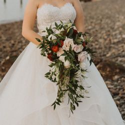 Valentina’s Elegant Tailoring - Wedding Dress Valentina tailored