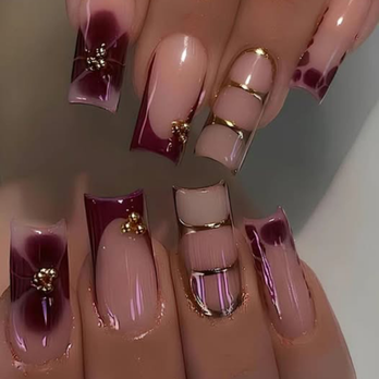 Saly Nails - This is the picture I use to show them what I wanted. As you can see  they look nothing like this at all. - Nail Salons Near Me - Circleville, Ohio