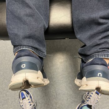 Schlesinger Jeffrey, DC - Before and after a hip adjustment - Chiropractors Near Me - Hackensack, New Jersey