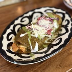 Kalaveras - Chicken enchilada