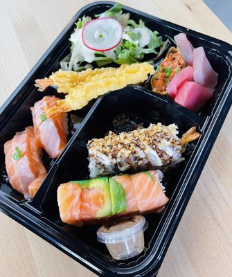 Sushi Rolland | Japanese Restaurant by null