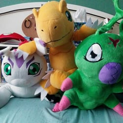 Cosplay Ftw - Happy customer sent us this pic after buying a Wormon and Gomamon plush from us~