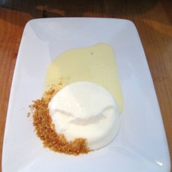Benley Vietnamese Kitchen - panna cotta - Vietnamese Near Me - Long Beach, California