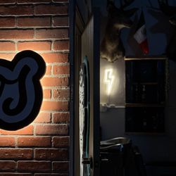Hermanos Barber Shop
