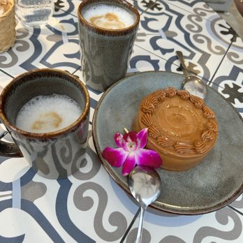 Ojo de Agua - Tres leches cake/ latte / cortadito double - Juice Bars & Smoothies Near Me - Houston, Texas Ojo de Agua - Tres leches cake/ latte / cortadito double - Juice Bars & Smoothies Near Me - Houston, Texas