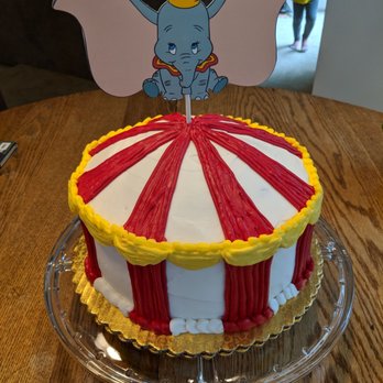 QFC - Custom cake, done by the bakery - Grocery Near Me - North Bend, Washington QFC - Custom cake, done by the bakery - Grocery Near Me - North Bend, Washington