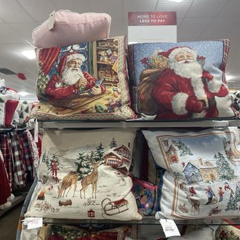 HomeGoods - pillows - Furniture Stores Near Me - Cerritos, California