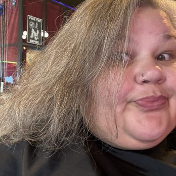 Foxycut Salon - Before - Hair Salons Near Me - Seattle, Washington Foxycut Salon - Before - Hair Salons Near Me - Seattle, Washington