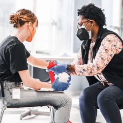 MDTTactics Training Group - Stop the bleeding training. This course is combine with our AVERT course