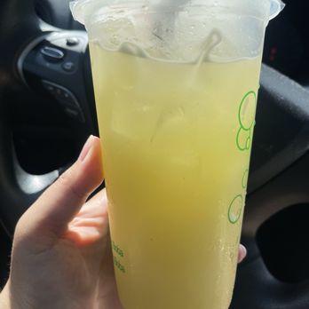 Shaking Boba - Sugarcane with coconut water - Bubble Tea Near Me - Lakeville, Minnesota Shaking Boba - Sugarcane with coconut water - Bubble Tea Near Me - Lakeville, Minnesota