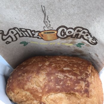 Philz Coffee - Chocolate croissant - Desserts Near Me - Oakland, California
