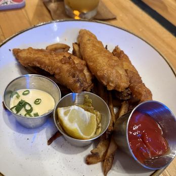 Monkeypod Kitchen - New American Near Me - Lahaina, Hawaii