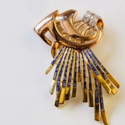 John-William Jeweller - Vintage Van Cleef & Arpels brooch and John-William Jeweller