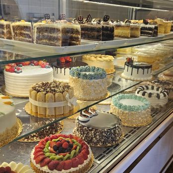 Dulce de Leche - Bakeries Near Me - Englewood, New Jersey