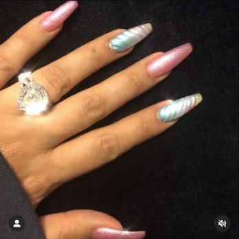 Chrome Nails Bar - Nail Salons Near Me - Lynwood, California