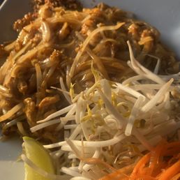 Phad Thai chicken