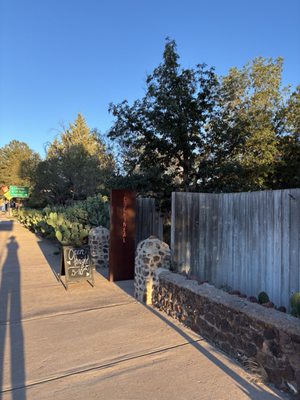 Restaurant Cochineal by null