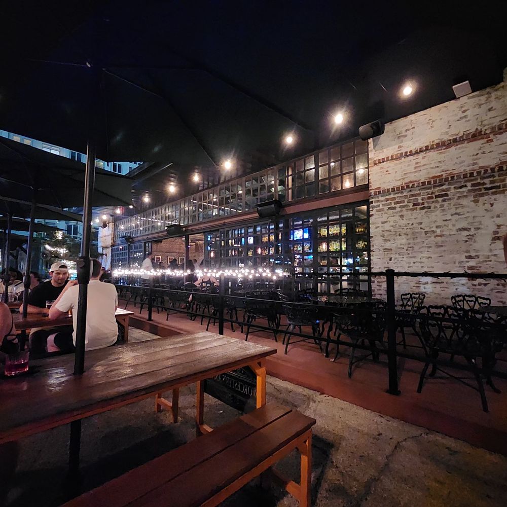 Heights Bier Garten - patio bar - Cocktail Bars Near Me - Houston, Texas Heights Bier Garten - patio bar - Cocktail Bars Near Me - Houston, Texas