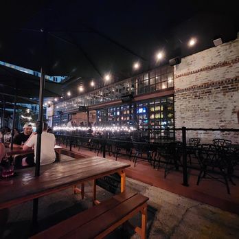 Heights Bier Garten - patio bar - Cocktail Bars Near Me - Houston, Texas Heights Bier Garten - patio bar - Cocktail Bars Near Me - Houston, Texas