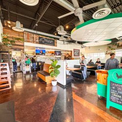 Phoebe's Diner - Interior