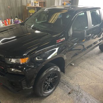 Friendship Hyundai - This is the picture of the first truck they have posted, notice how they took the picture from high above to not show the damage on it. - Car Dealers Near Me - Johnson City, Tennessee Friendship Hyundai - This is the picture of the first truck they have posted, notice how they took the picture from high above to not show the damage on it. - Car Dealers Near Me - Johnson City, Tennessee
