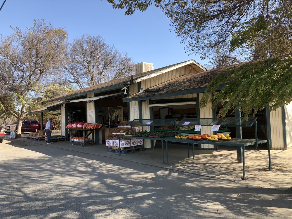 FARMER LARO’S Updated August 2024 20 Photos 3283 E Caldwell Ave