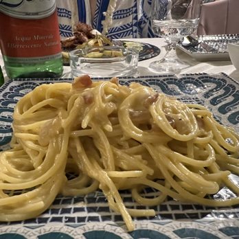 La Lazzara Trattoria e Pizzeria - Carbonara - Italian Near Me - Naples, NA La Lazzara Trattoria e Pizzeria - Carbonara - Italian Near Me - Naples, NA