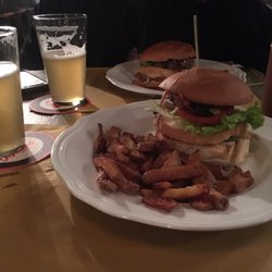 Helmut - 3 patties!!!