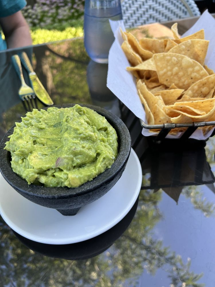 Authentico Mexican Restaurant and Bar