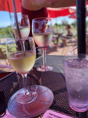 Willow Creek Winery & Farm by null