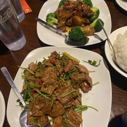 小炒牛肉, 湖南红烧肉