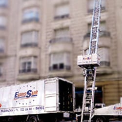 Eurosur - Mudanzas Eurosur, referente en el servicio de mudanzas en Barcelona, cuenta con los medios técnicos necesarios para ofrecer un
