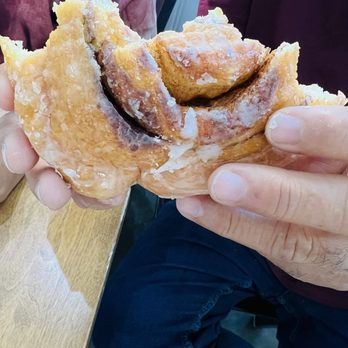 Napa Valley Coffee Roasting - Cinnamon roll - Coffee & Tea Near Me - Napa, California