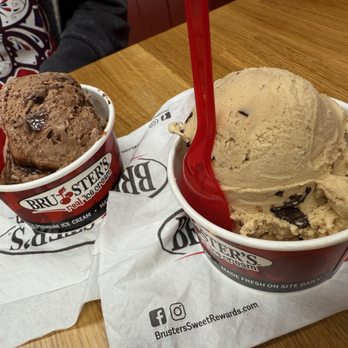 Bruster's Real Ice Cream - Double Fudge Brownie and Coffee Chocolate Chip - Desserts Near Me - Phoenix, Arizona