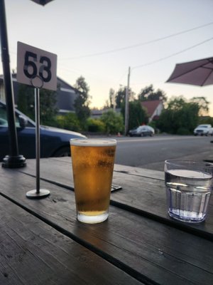 Barlow Tavern by null