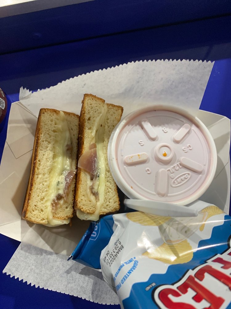 Big Blue Grilled Cheese Logo