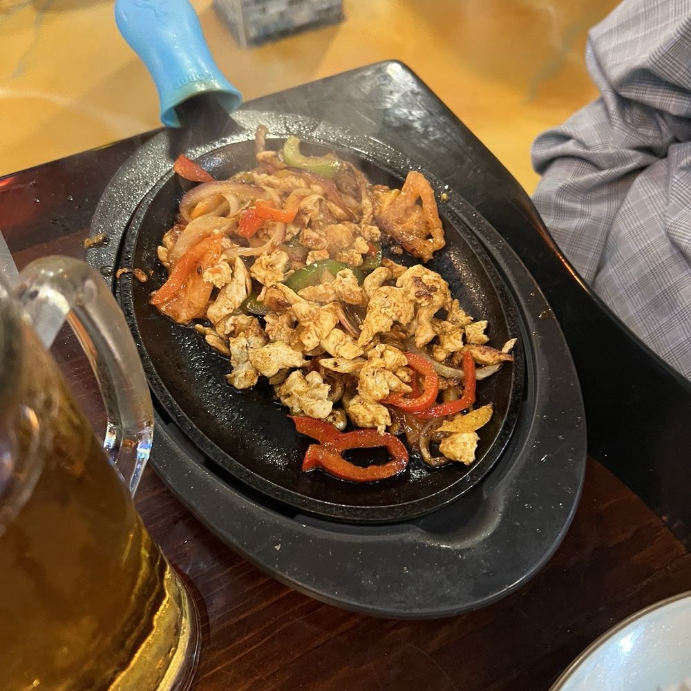El Paso Mexican Restaurant - Chicken fajitas - Mexican Near Me - Richmond, Virginia
