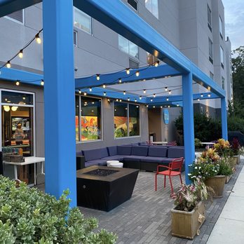 Tru by Hilton Meridian - Outback patio for lounging - Hotels Near Me - Meridian, Mississippi